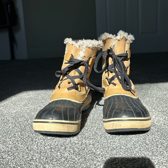 SOREL tan black tivoli suede winter boots in women’s size 8 - Picture 3 of 9
